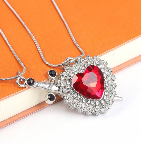 Collar Unión Eterna; Corazón y Espada para Enamorados (Acero Inoxidable)